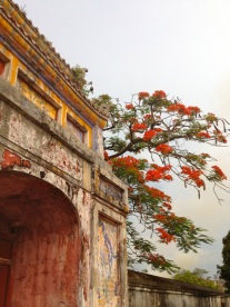 hue temple arch